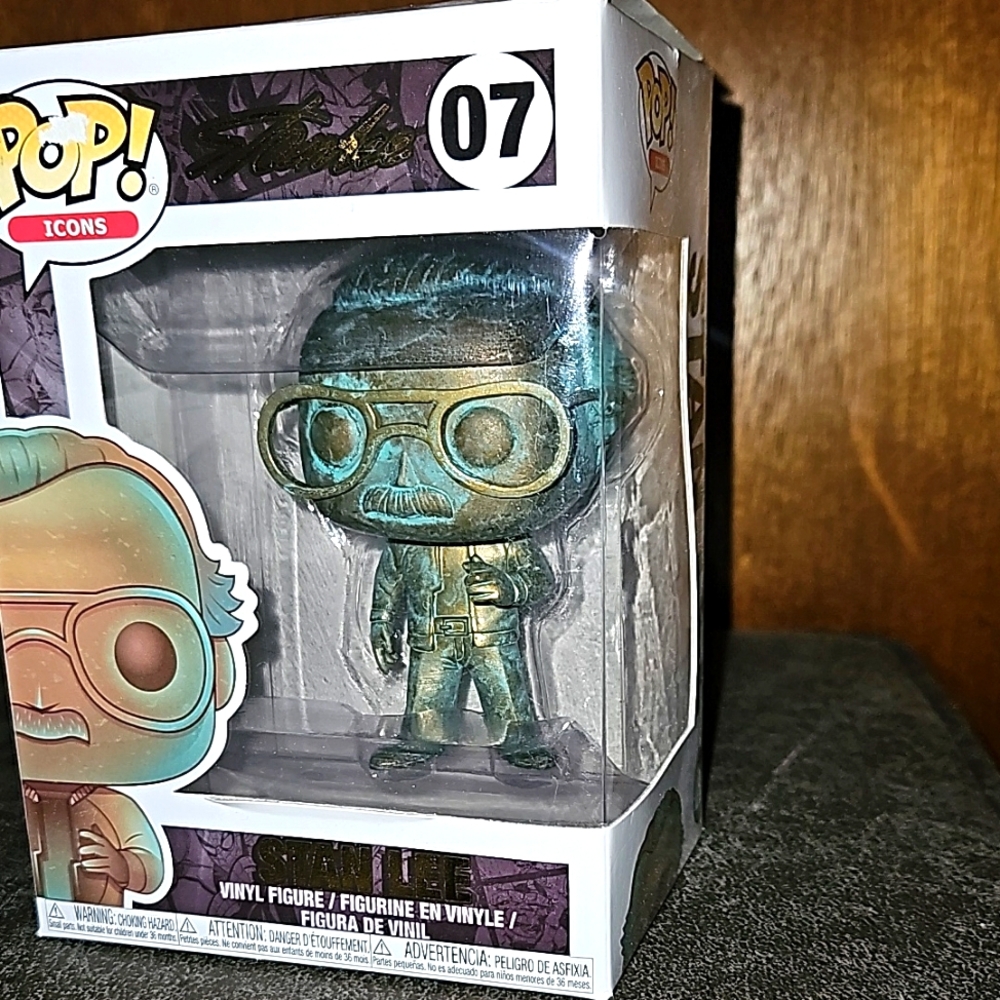 Funko Pop! Stan Lee (Patina) #07 - Picture 3 of 9